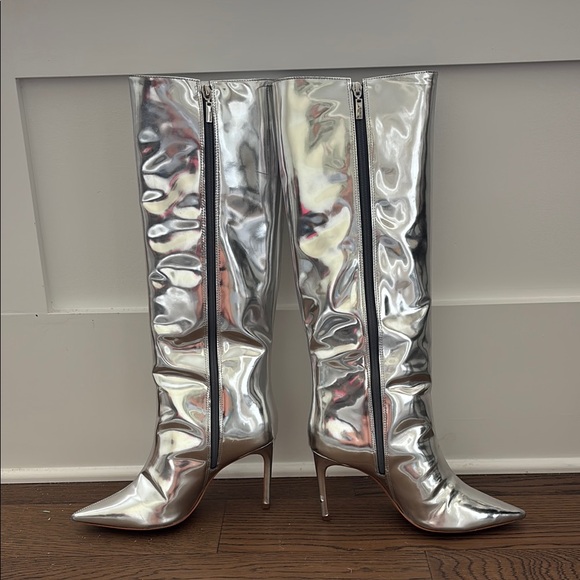 SCHUTZ Silver Heeled Boots with Metallic Finish - Picture 5 of 9